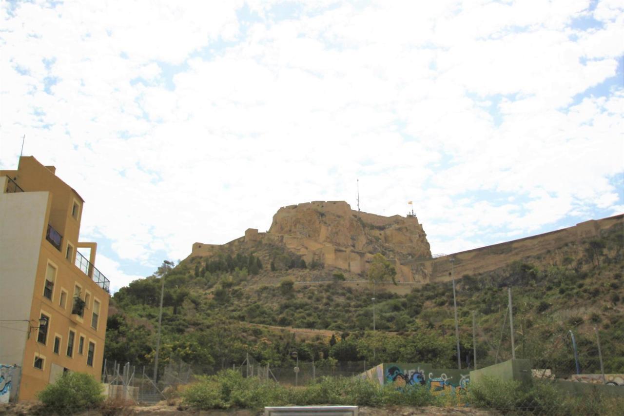 Modern Casaturis Apartment With Castle Views A131 Alicante Eksteriør bilde